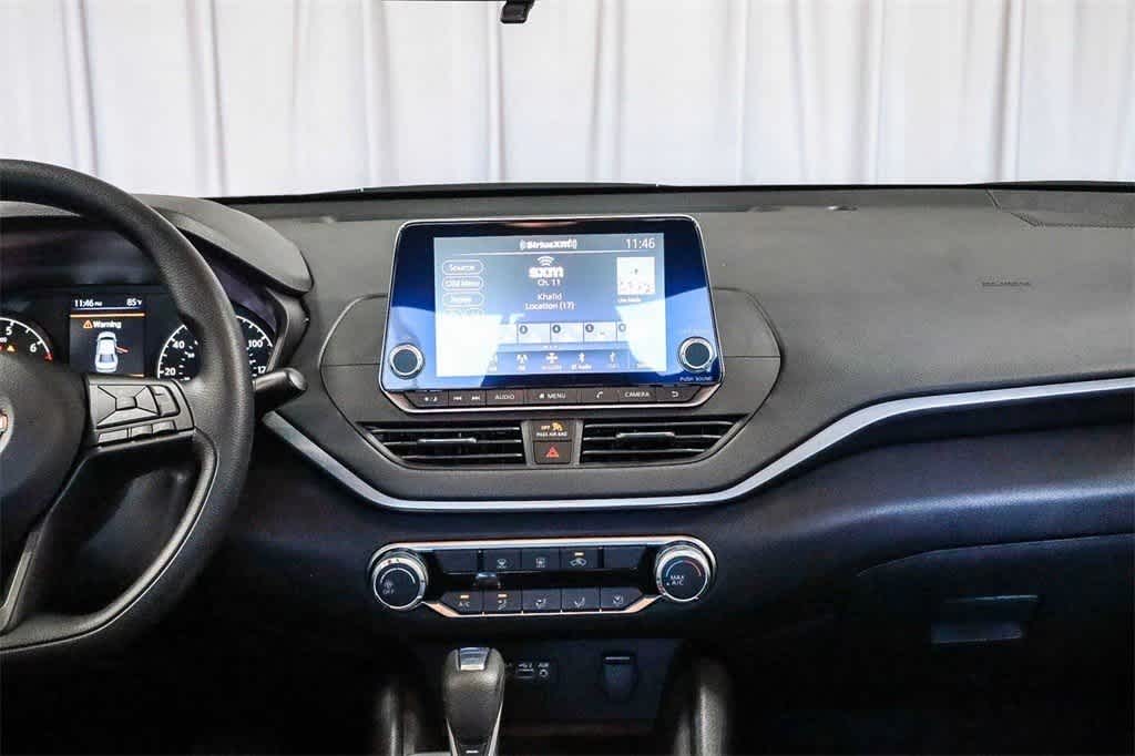 2025 Nissan Altima S Image 17 of 40