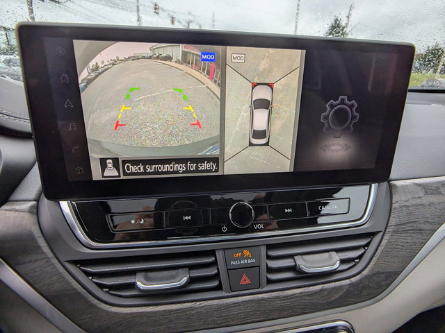 Vehicle image 16 of 30
