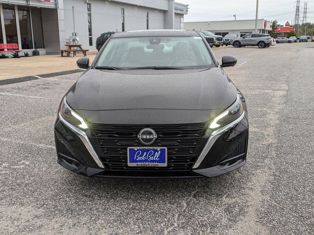 Vehicle image 2 of 30