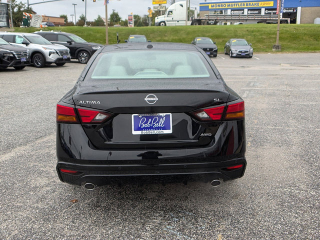 Vehicle image 6 of 30