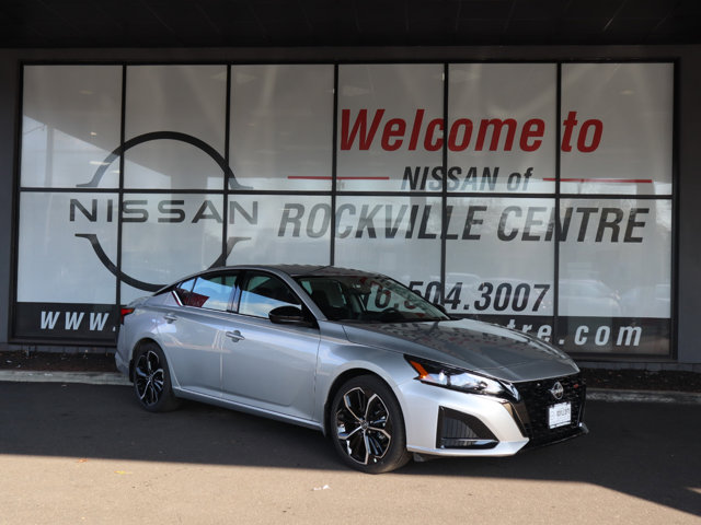 2025 Nissan Altima SR Image 3 of 38