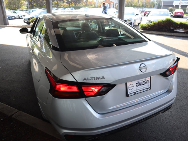2025 Nissan Altima SR Image 37 of 38