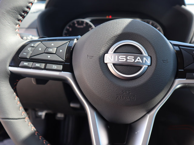 2025 Nissan Altima SR Image 25 of 38