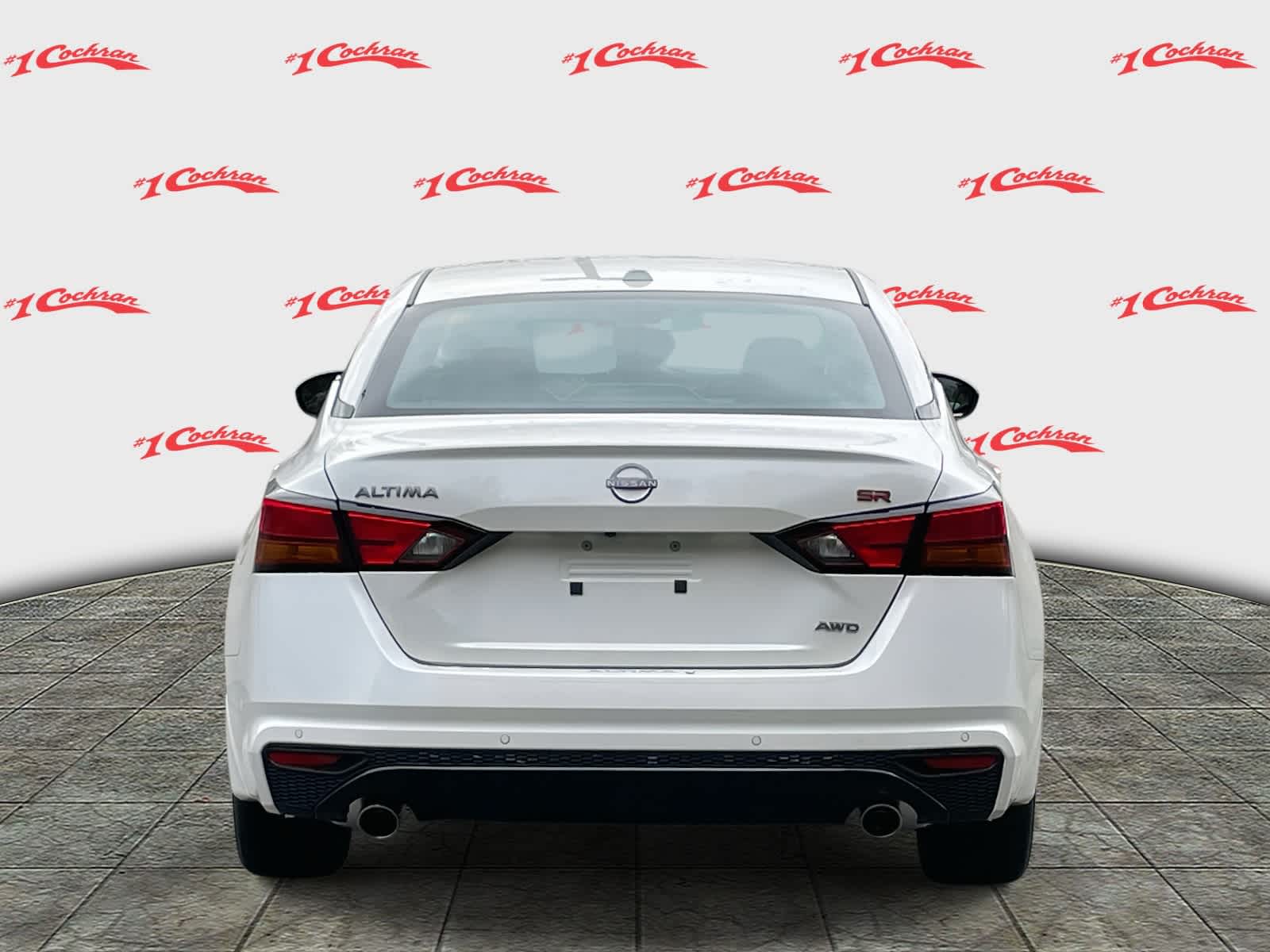 2025 Nissan Altima SR Image 6 of 36