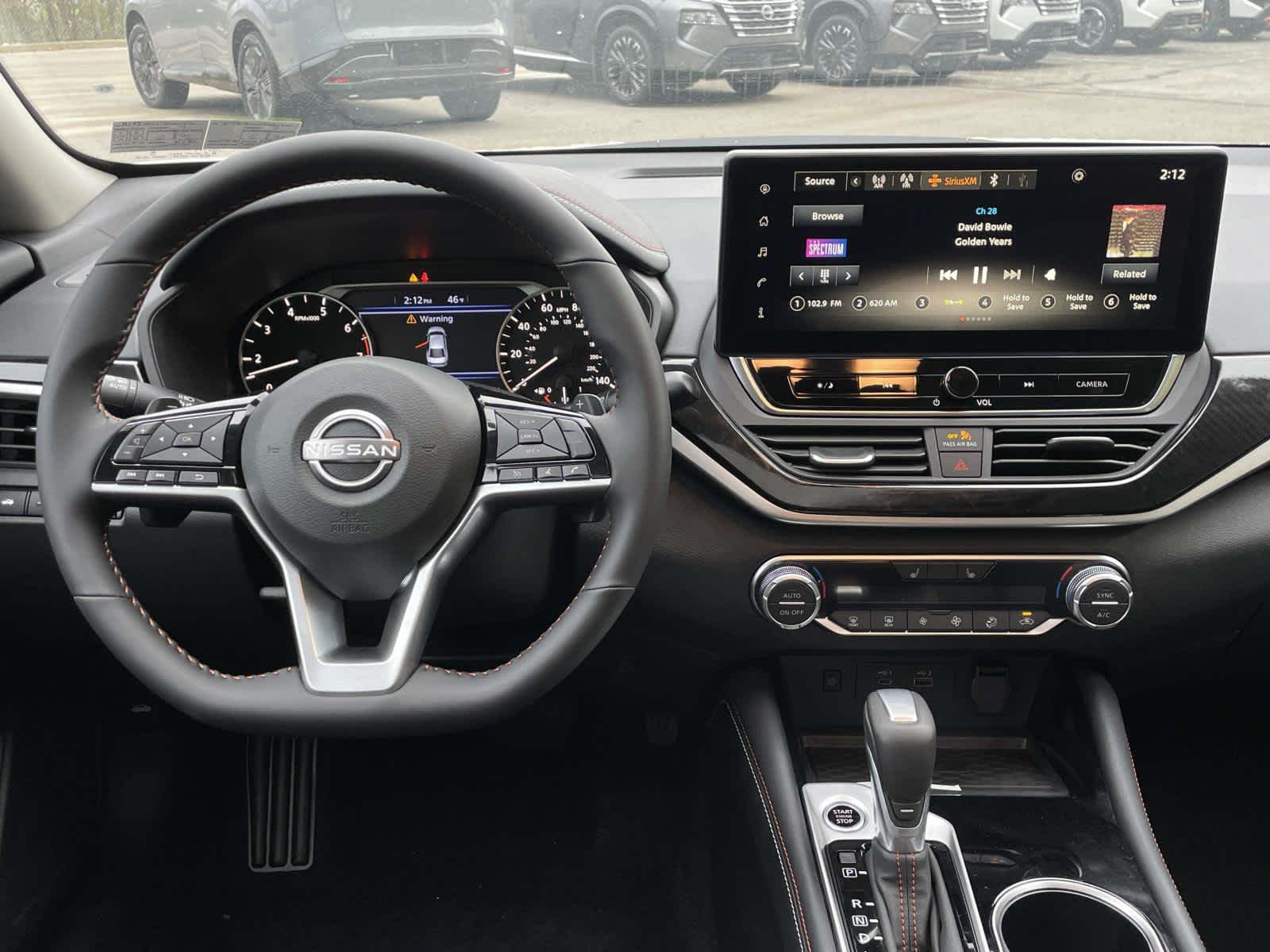 2025 Nissan Altima SR Image 16 of 36