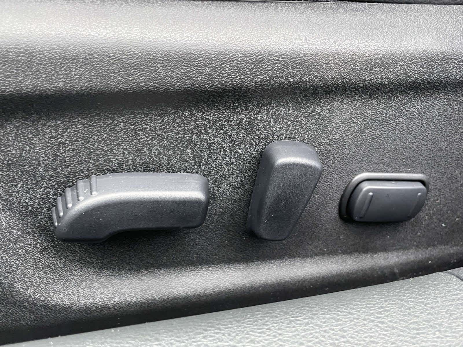 2025 Nissan Altima SR Image 25 of 36