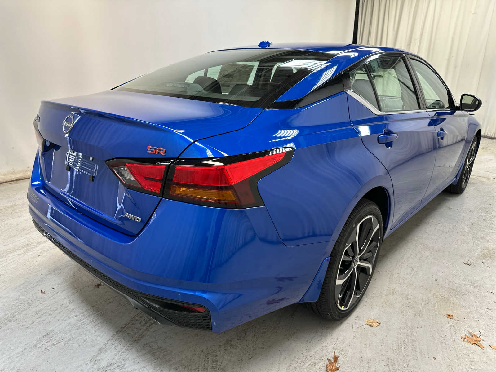 2025 Nissan Altima SR Image 5 of 19