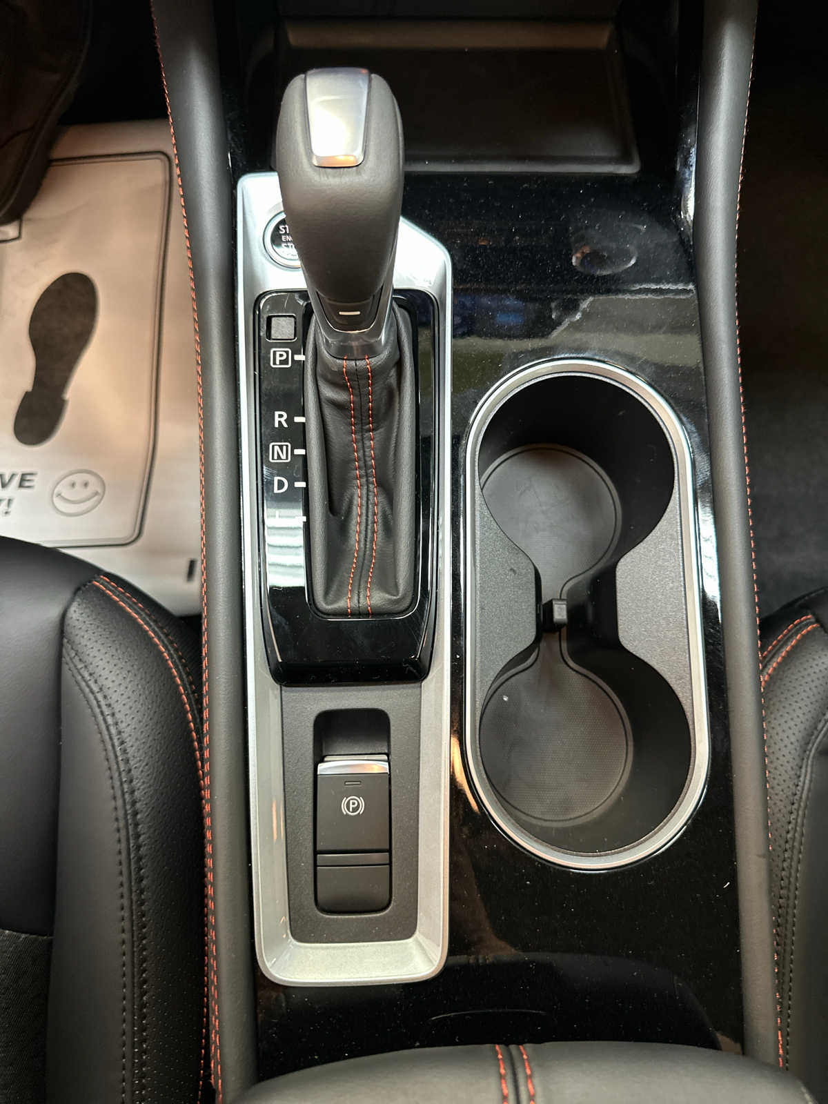 2025 Nissan Altima SR Image 16 of 19