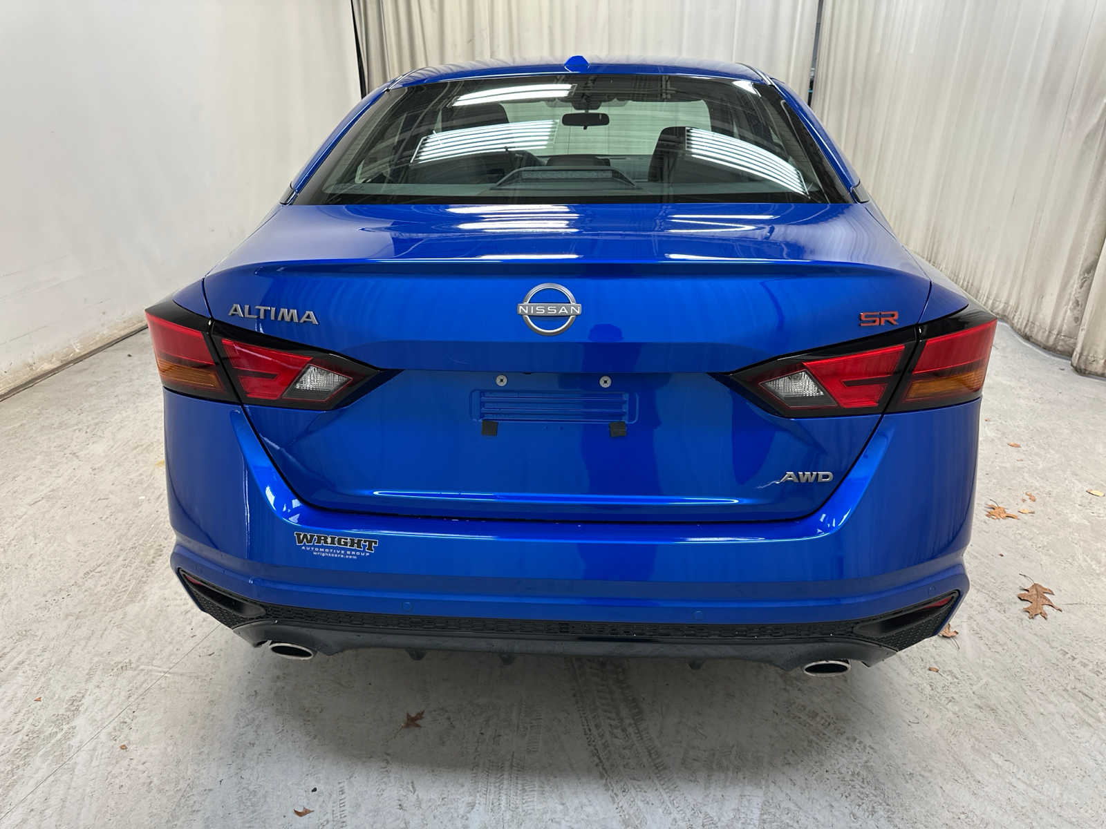 2025 Nissan Altima SR Image 6 of 19