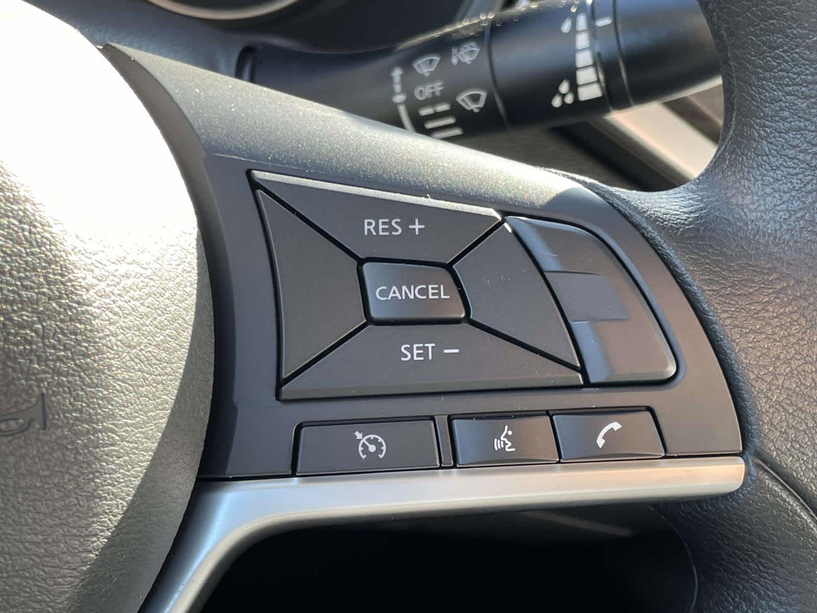 2025 Nissan Altima SV Image 31 of 32