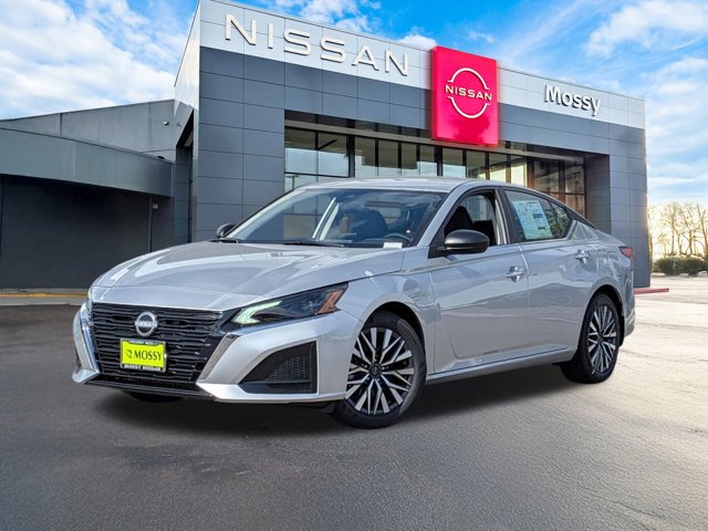 2025 Nissan Altima SV Image 1 of 20