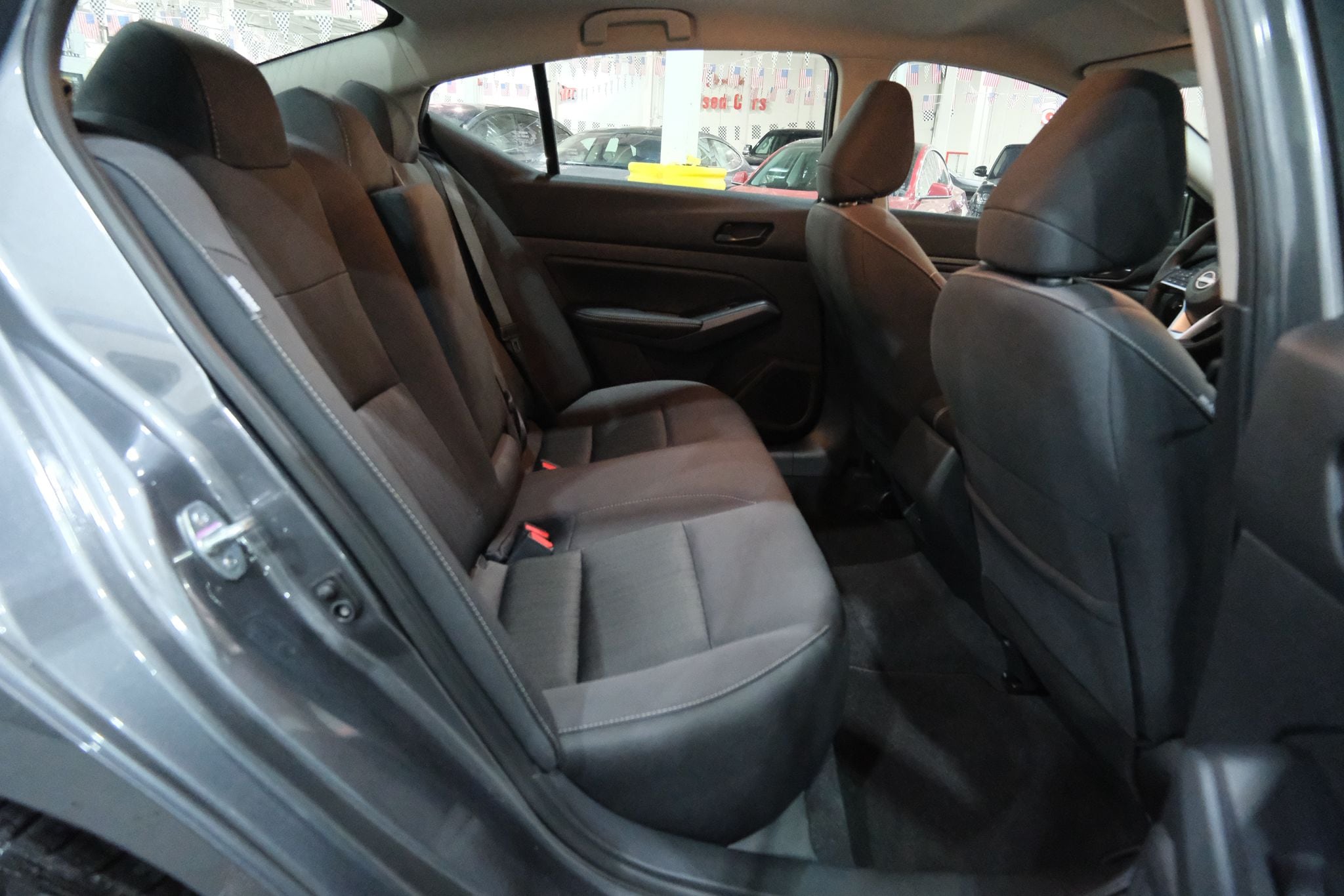 2025 Nissan Altima SV Image 15 of 38