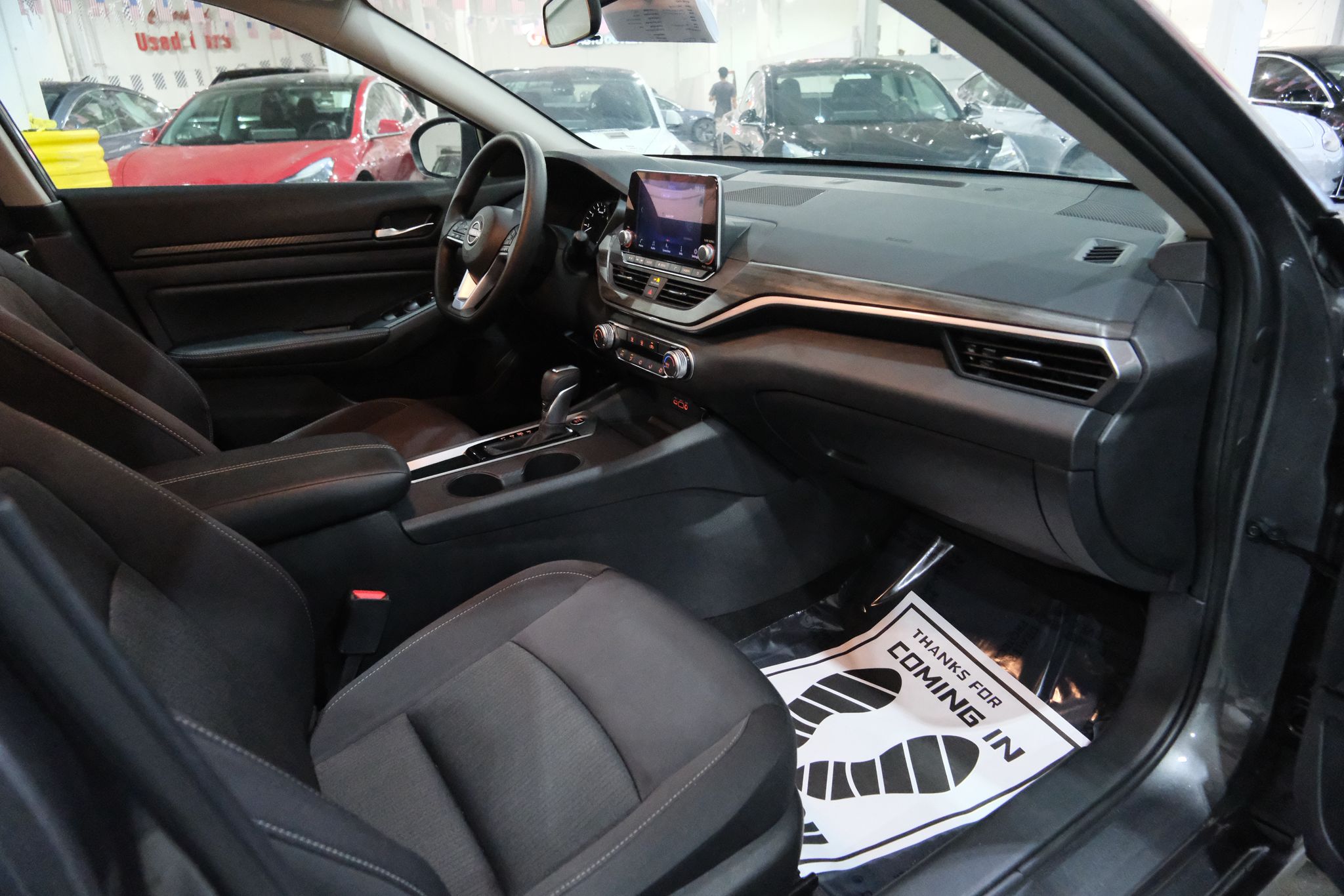 2025 Nissan Altima SV Image 35 of 38