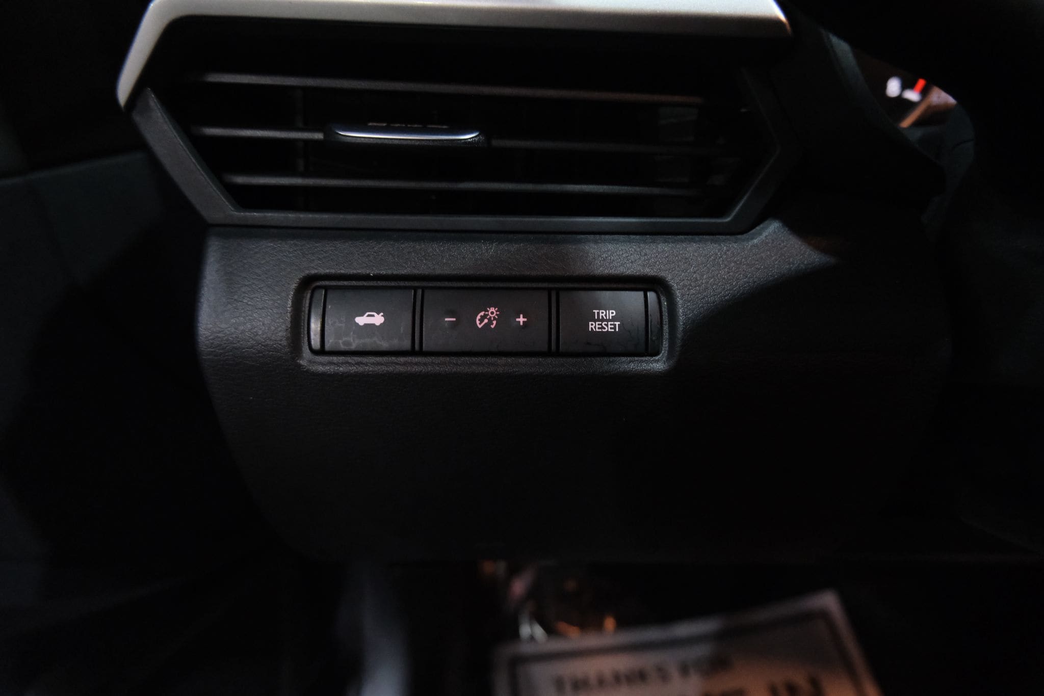 2025 Nissan Altima SV Image 30 of 38