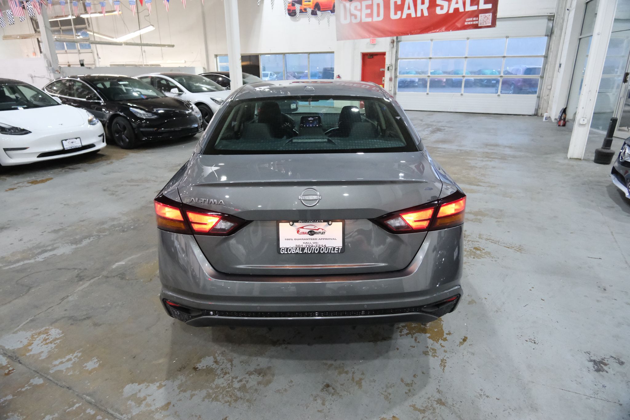 2025 Nissan Altima SV Image 14 of 38