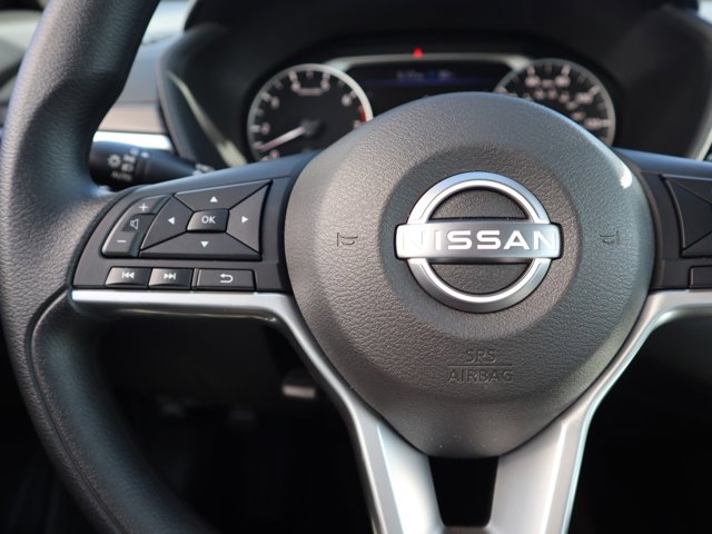 2025 Nissan Altima SV Image 19 of 29