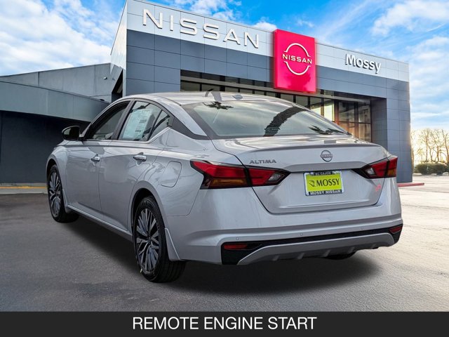 2025 Nissan Altima SV Image 6 of 20