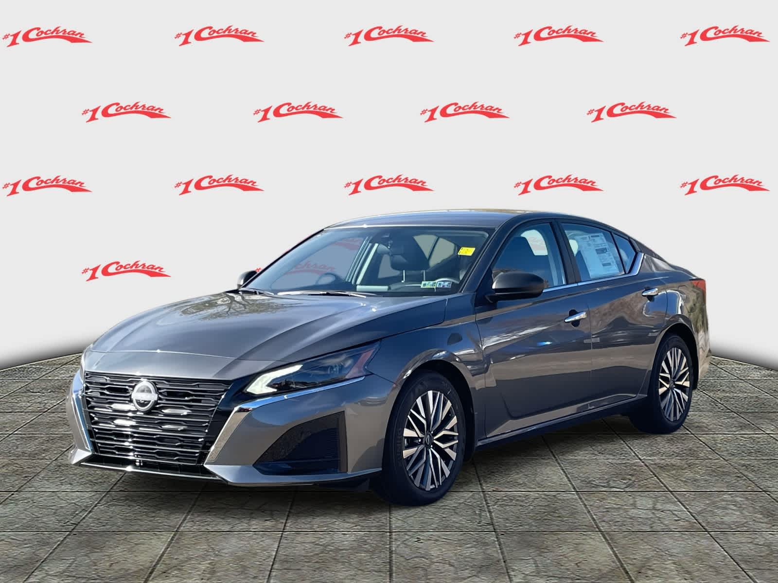 2025 Nissan Altima SV Image 1 of 31