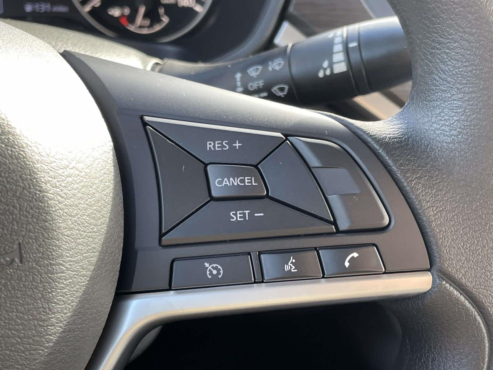 2025 Nissan Altima SV Image 25 of 31