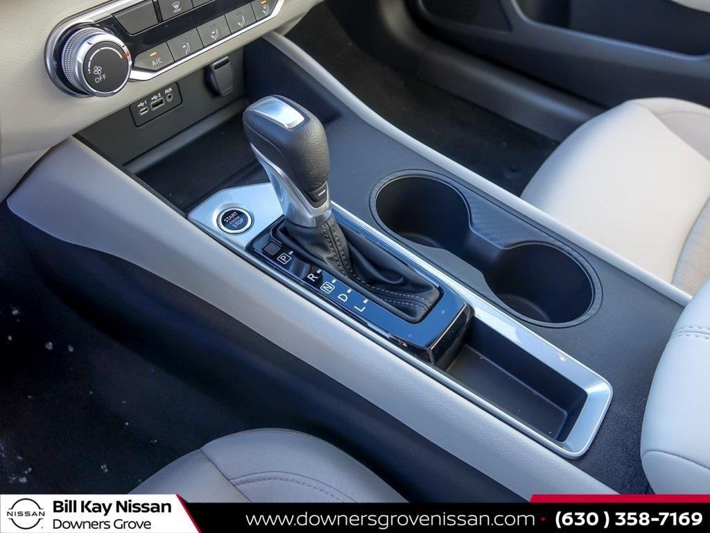 Vehicle image 18 of 18