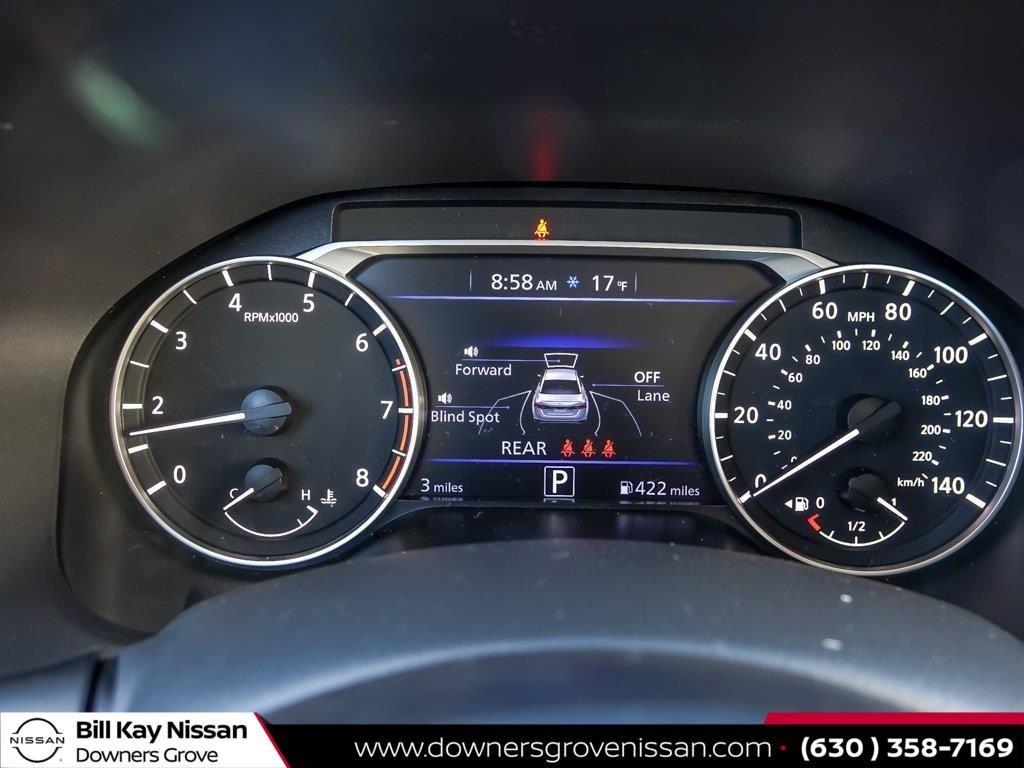 Vehicle image 14 of 18
