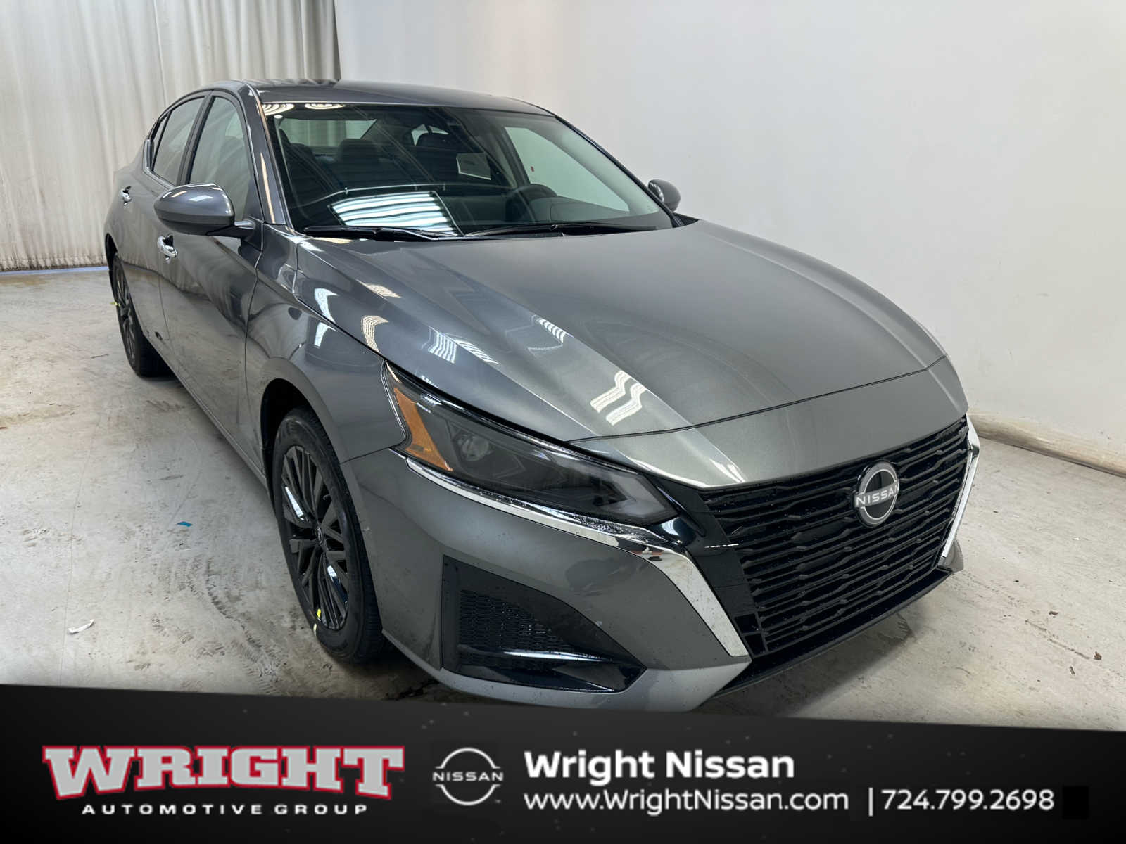 2025 Nissan Altima SV Image 3 of 20