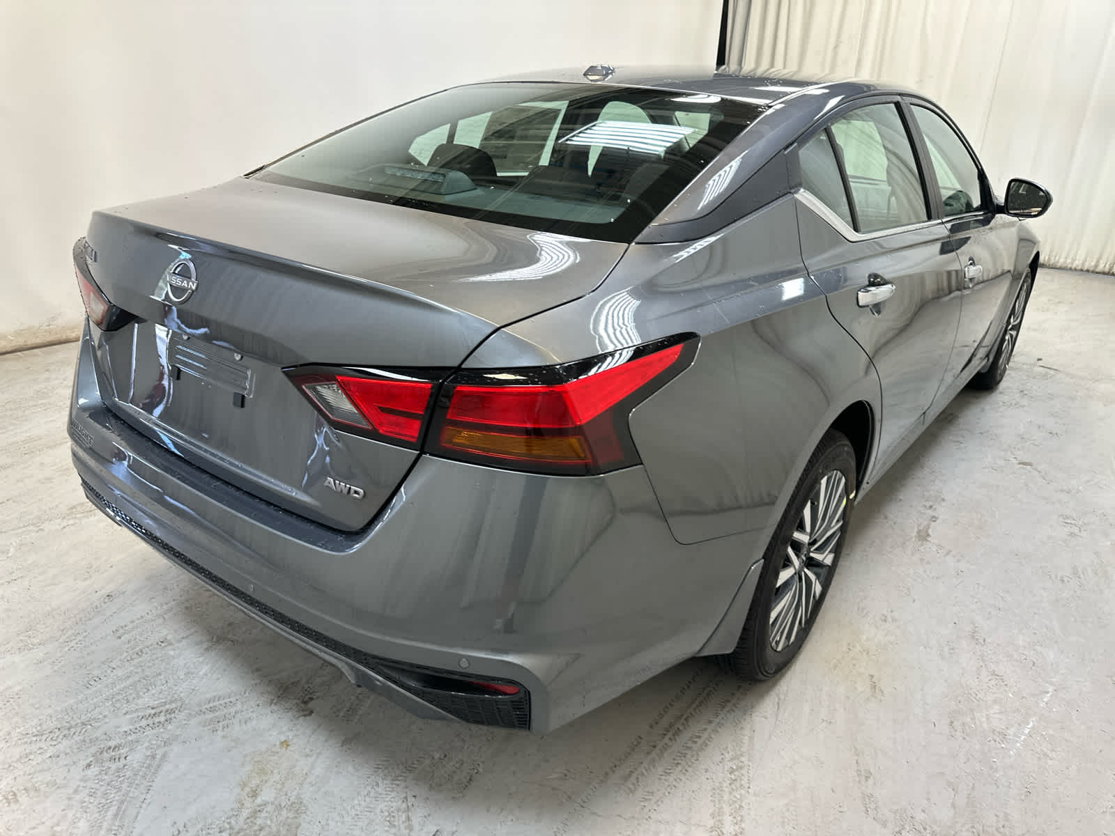 2025 Nissan Altima SV Image 5 of 20