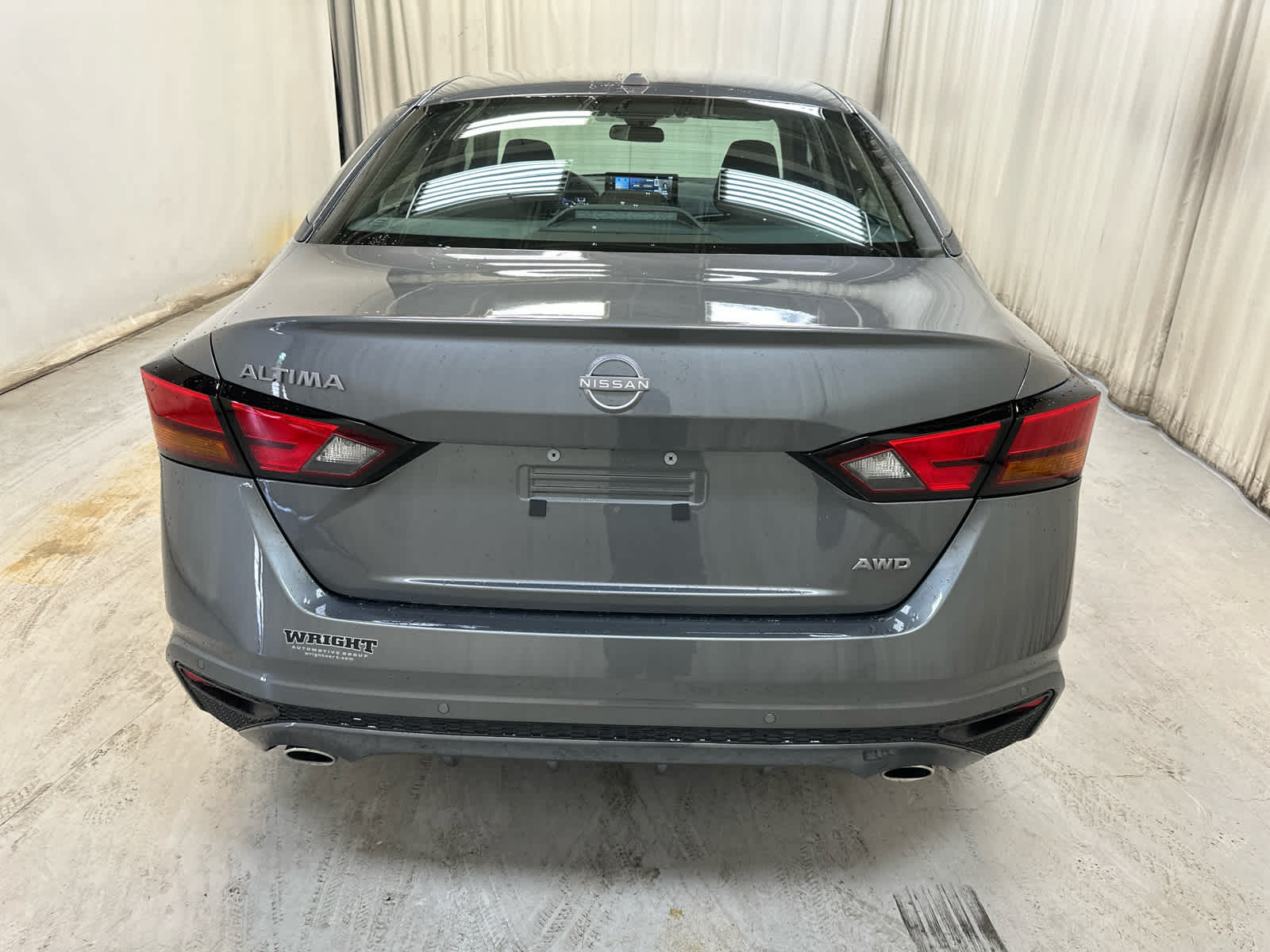 2025 Nissan Altima SV Image 6 of 20