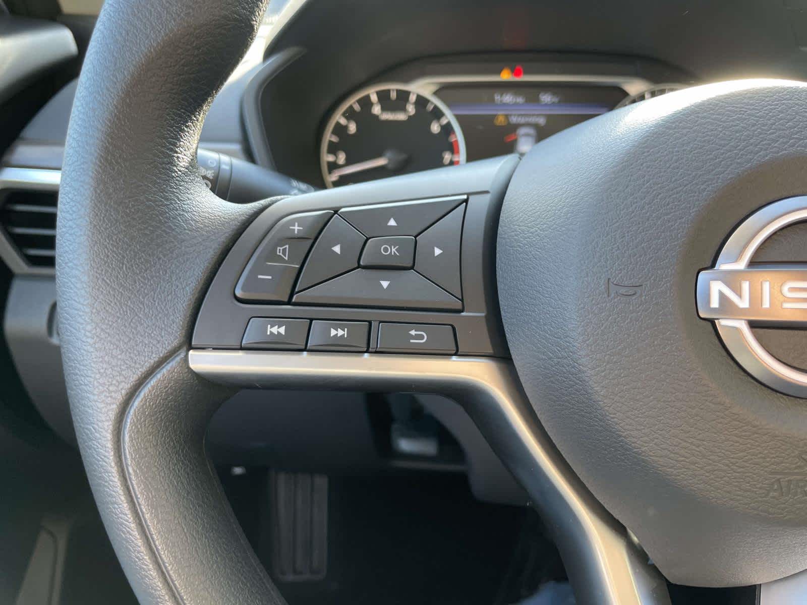 2025 Nissan Altima SV Image 35 of 35