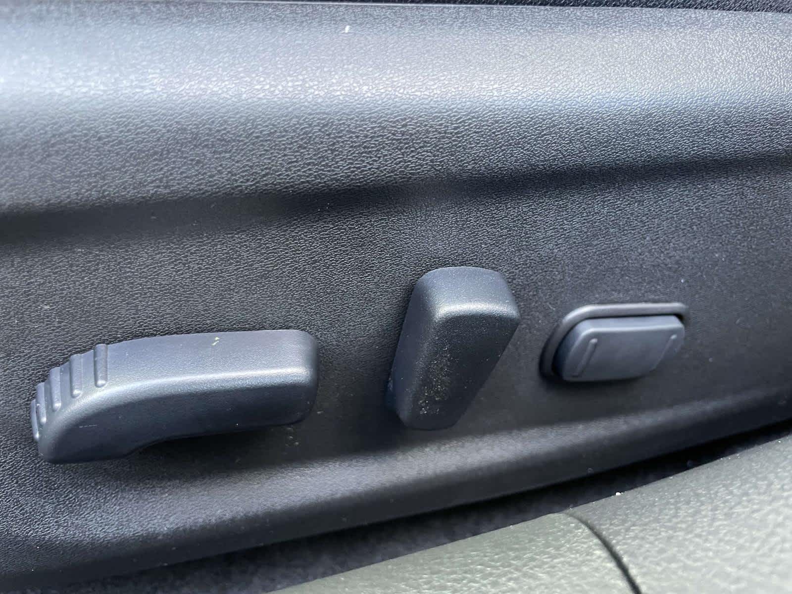 2025 Nissan Altima SV Image 25 of 35