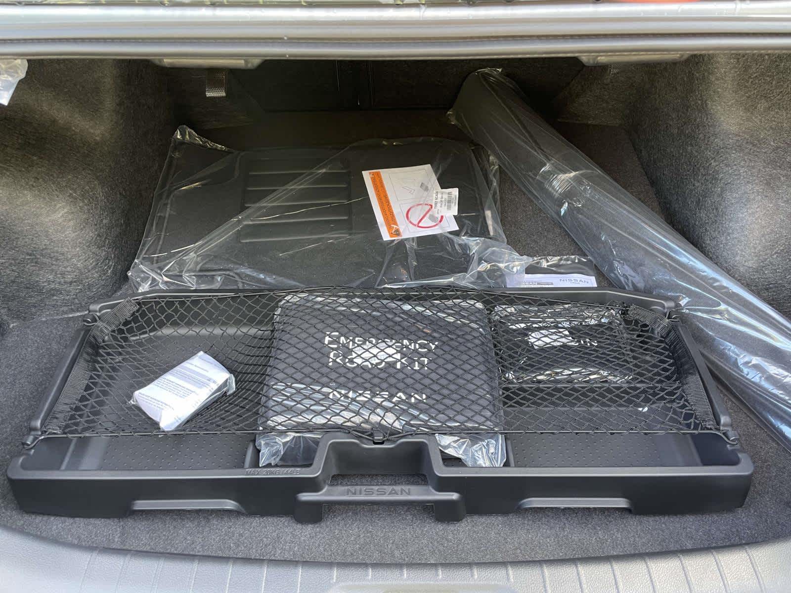 2025 Nissan Altima SV Image 10 of 35