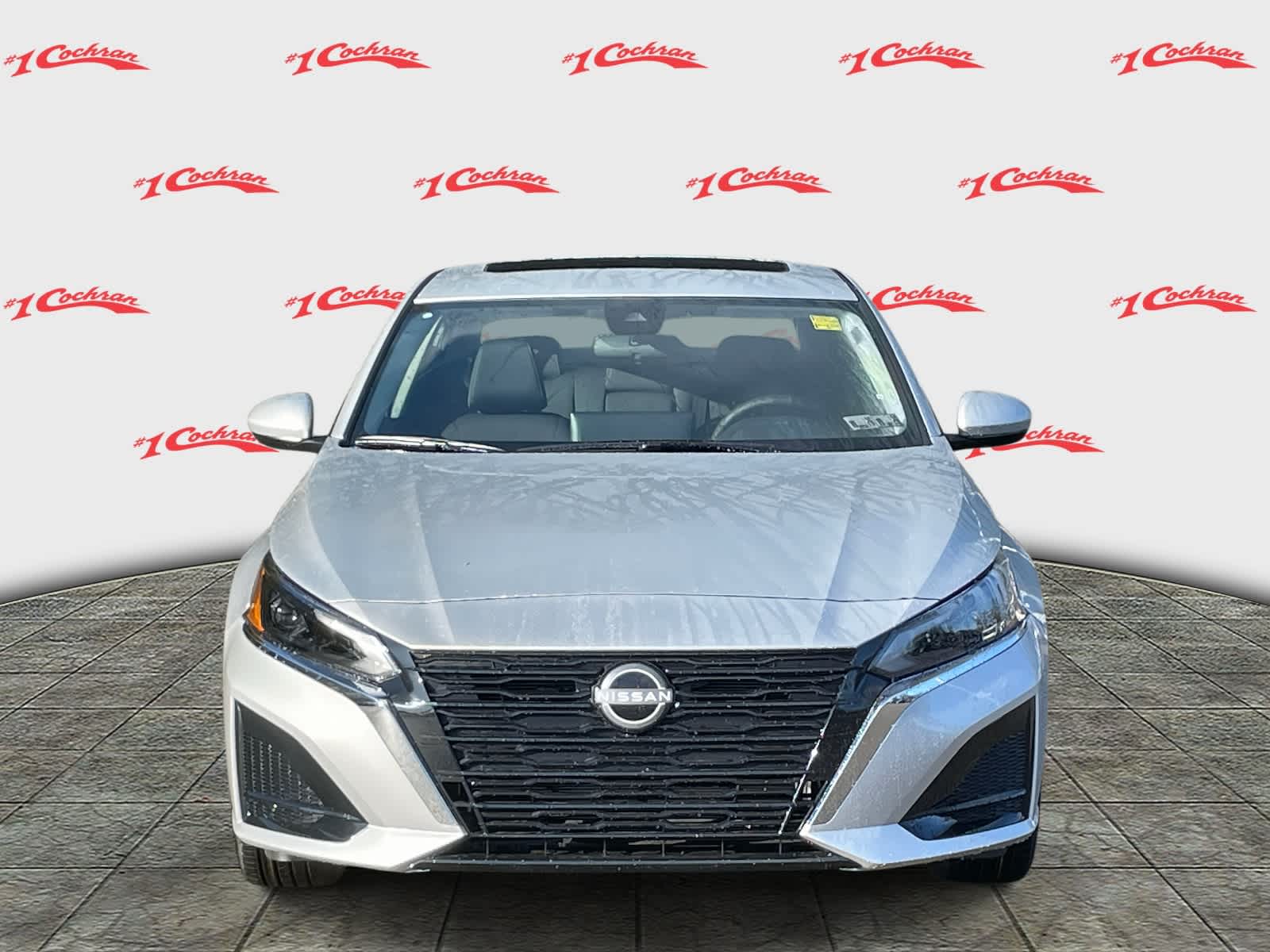 2025 Nissan Altima SV Image 3 of 35