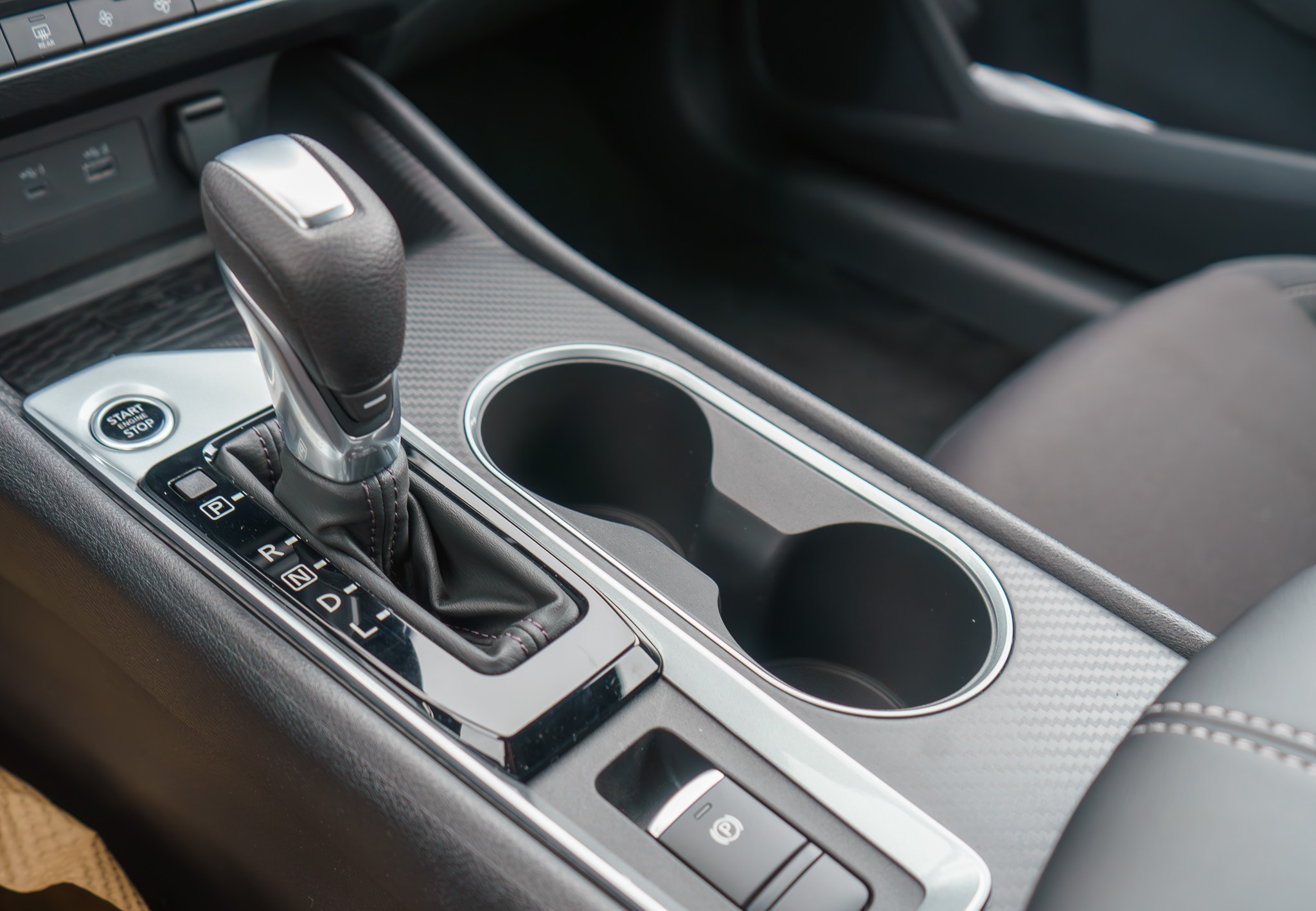 Vehicle image 21 of 22