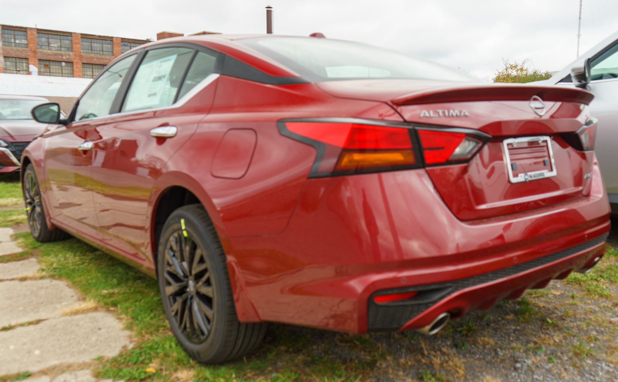 Vehicle image 6 of 22