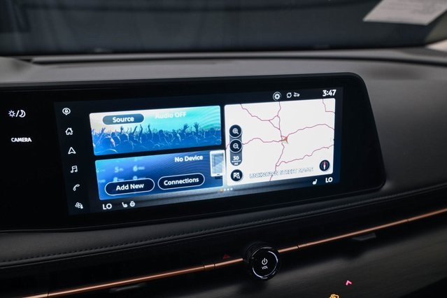 Vehicle image 21 of 32