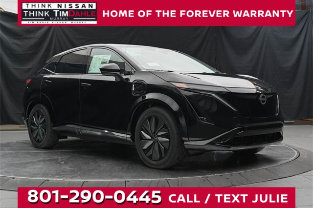 Vehicle image 4 of 32