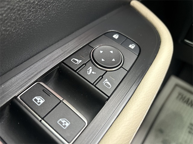 Vehicle image 40 of 55