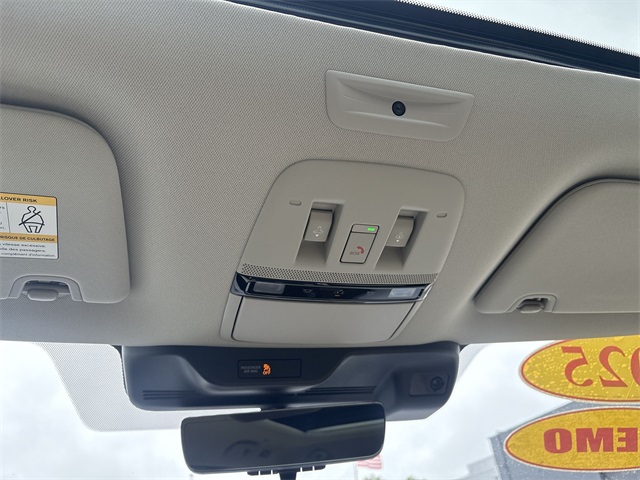 Vehicle image 52 of 55
