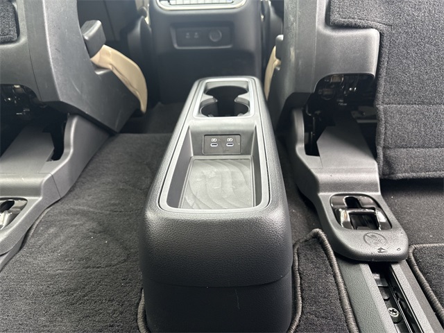 Vehicle image 29 of 55