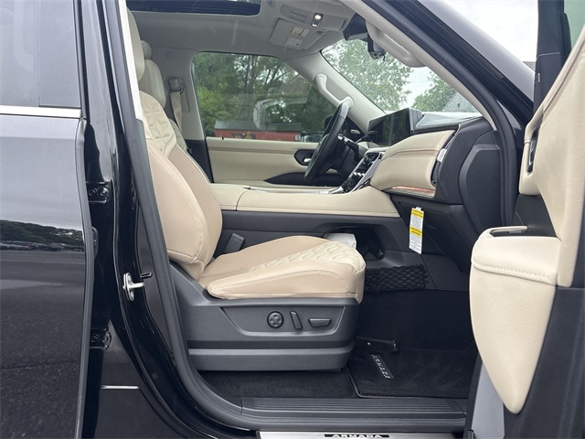 Vehicle image 15 of 55