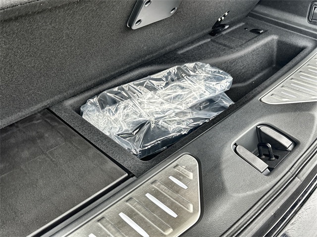 Vehicle image 39 of 55