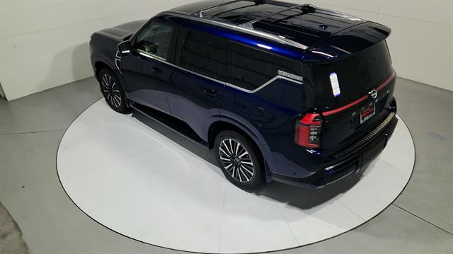Vehicle image 10 of 51