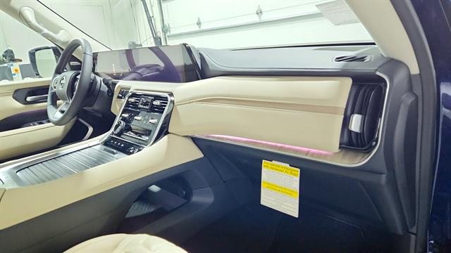 Vehicle image 29 of 51
