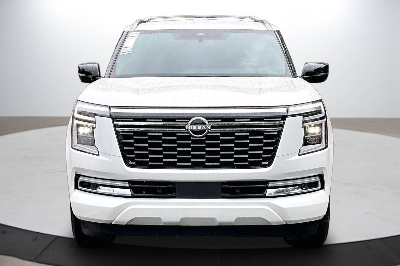 2025 Nissan Armada SL Image 2 of 37