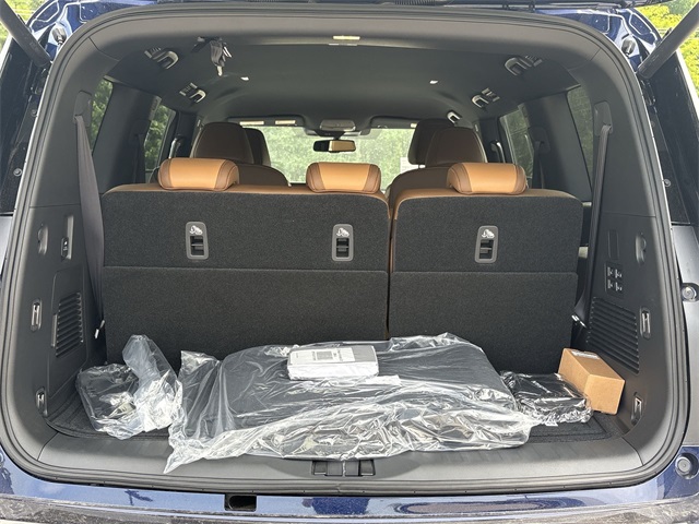 Vehicle image 26 of 39