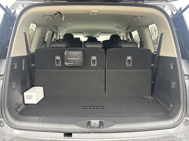 Vehicle image 24 of 37