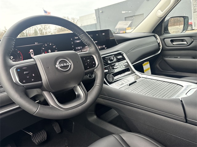 Vehicle image 15 of 37