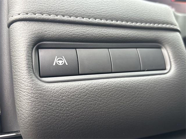 Vehicle image 28 of 37