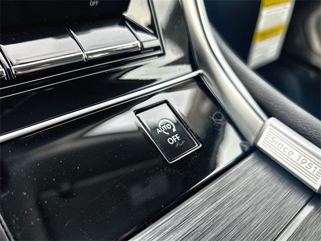 Vehicle image 30 of 37