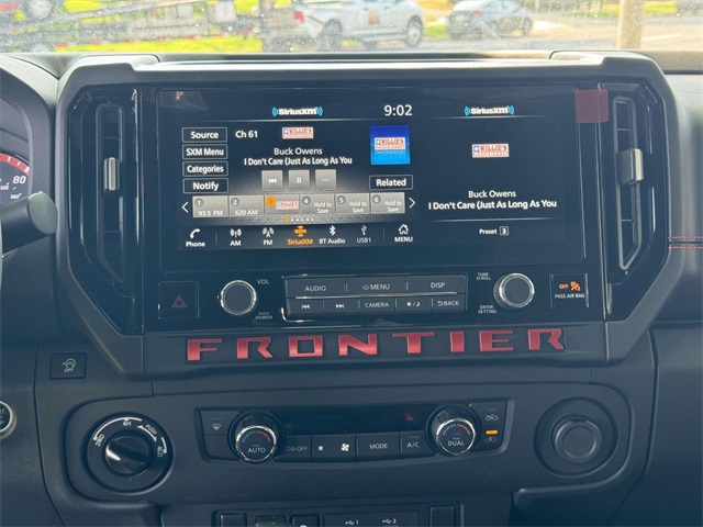 Vehicle image 10 of 18
